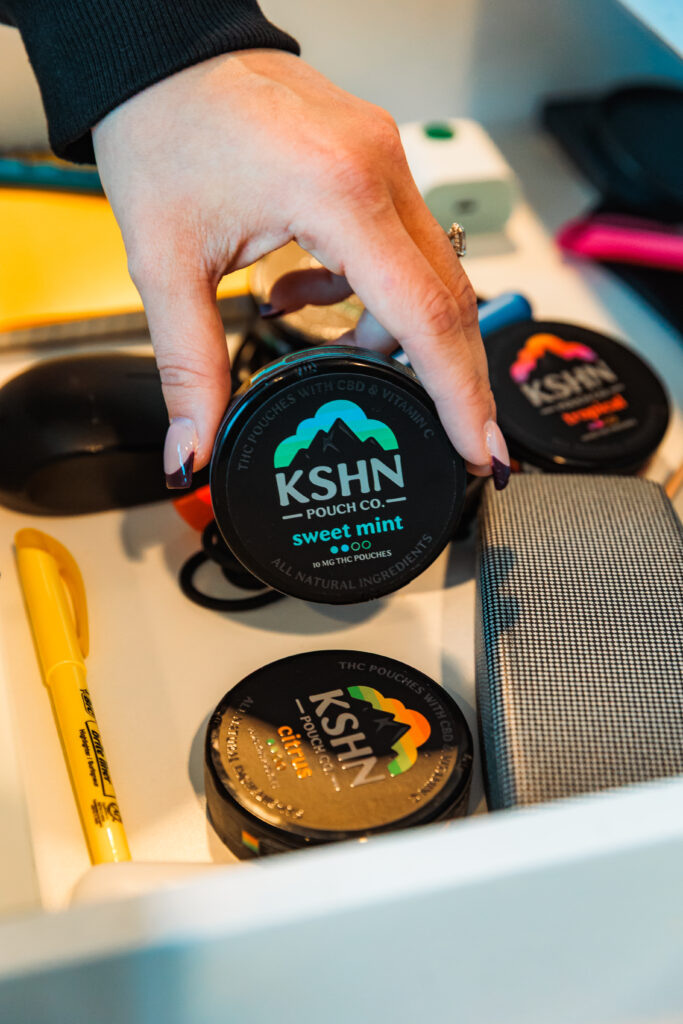 Pocket-sized KSHN tin out and about